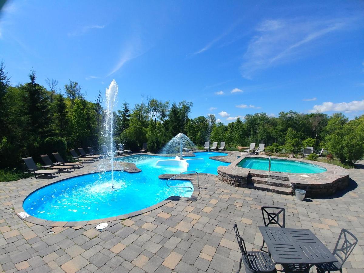 Cap Tremblant Mountain Resort Mont-Tremblant Exterior foto